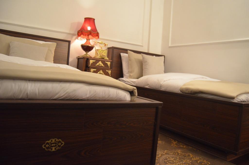 The Gala Palace Suits Kars Rum bild