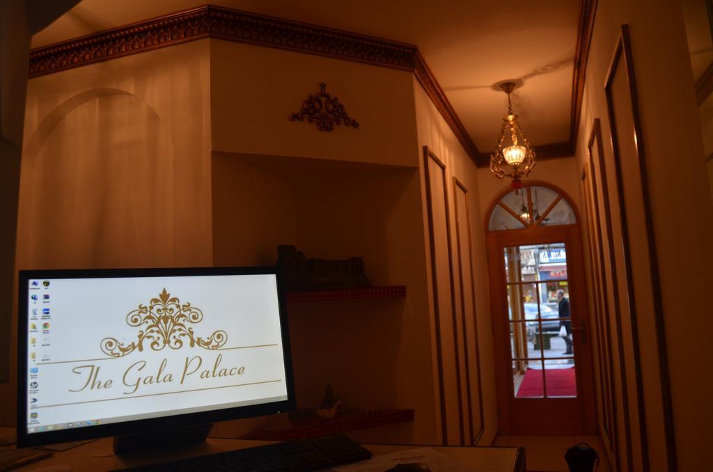 The Gala Palace Suits Kars Exteriör bild